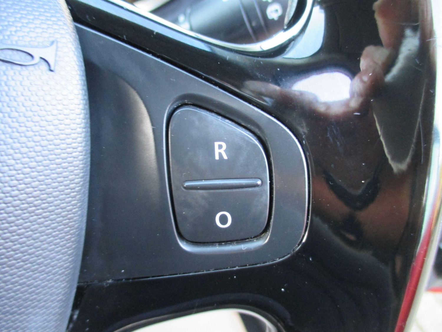 Used Renault Clio for sale - 78058765: Photo 32