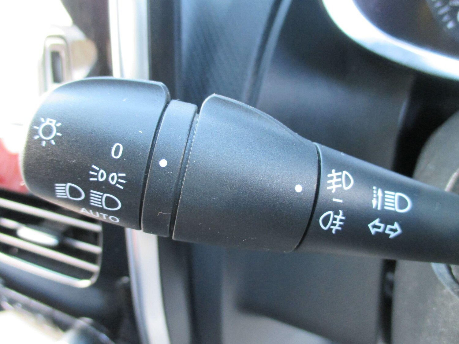 Used Renault Clio for sale - 78058765: Photo 33