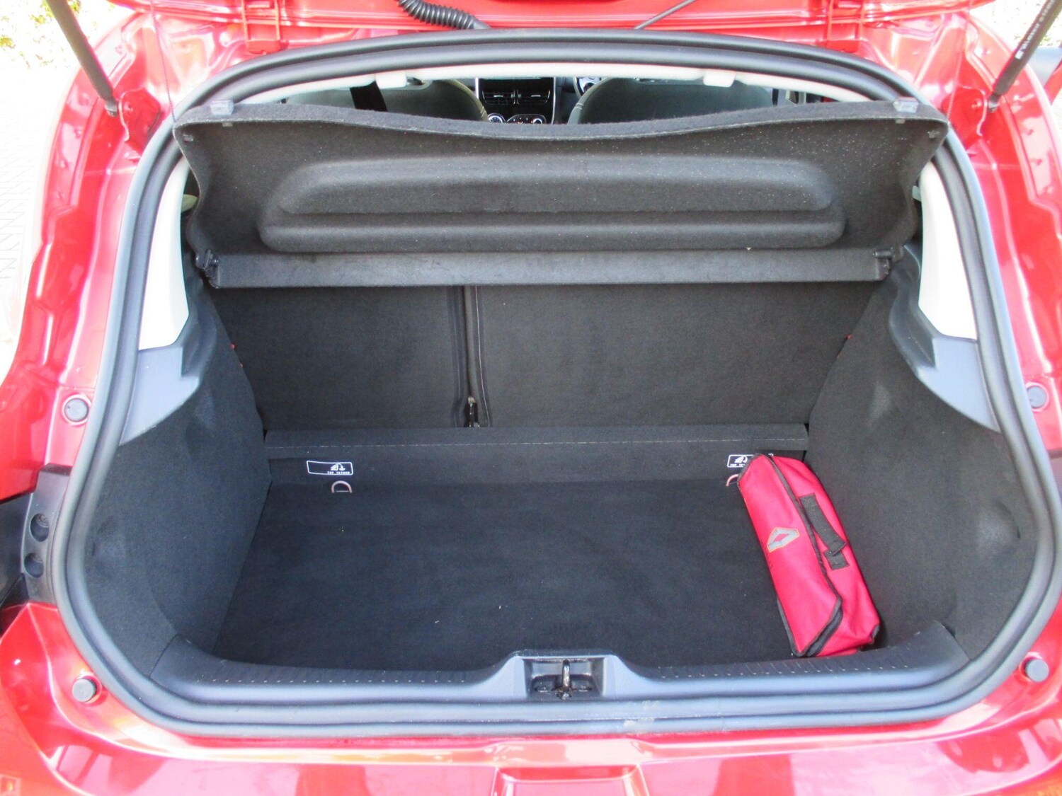 Used Renault Clio for sale - 78058765: Photo 46