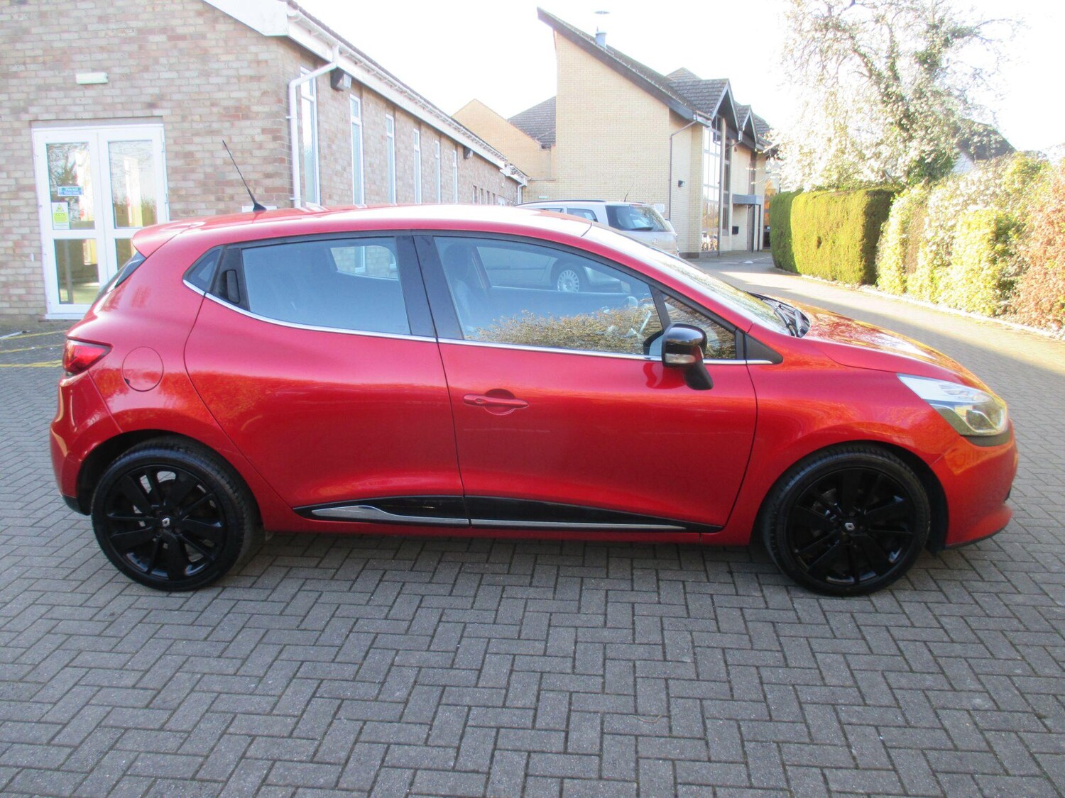 Used Renault Clio for sale - 78058765: Photo 6