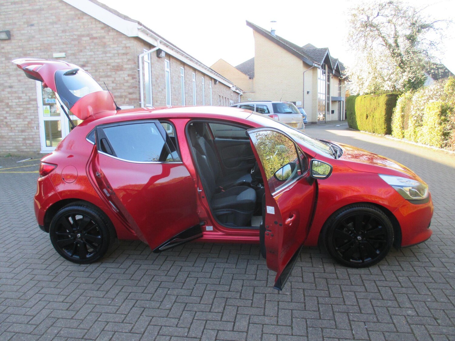 Used Renault Clio for sale - 78058765: Photo 9