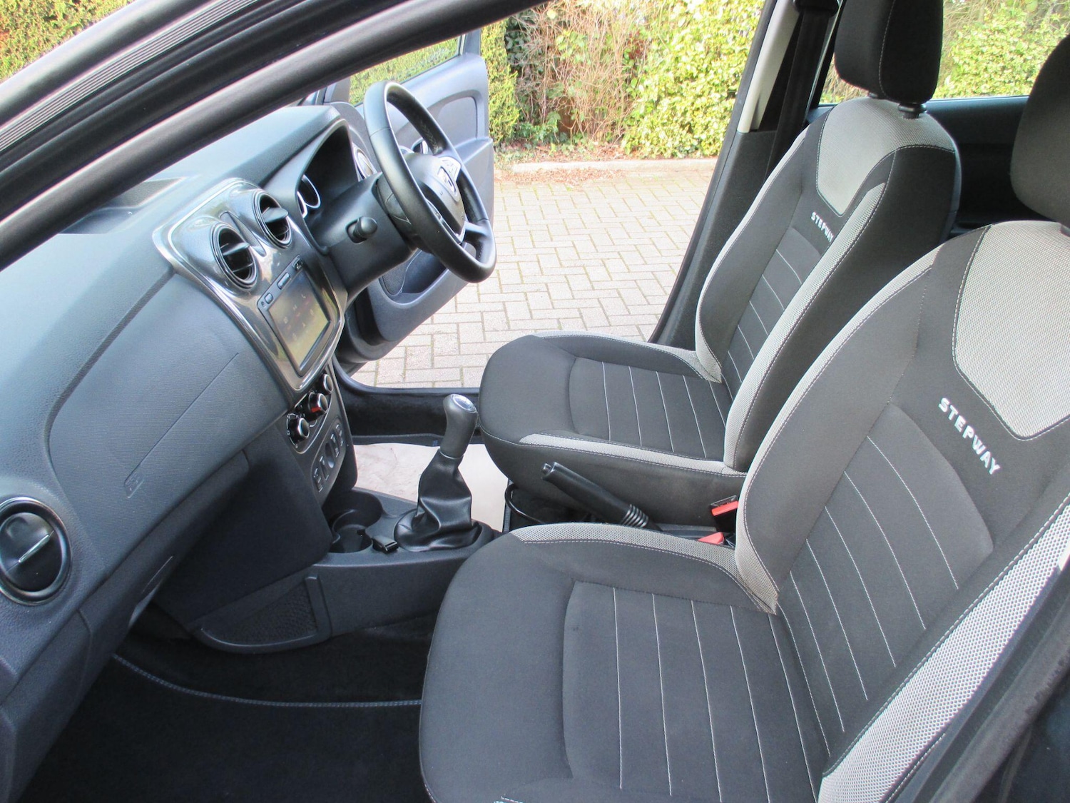 Used Dacia Sandero Stepway for sale - 77705180: Photo 24