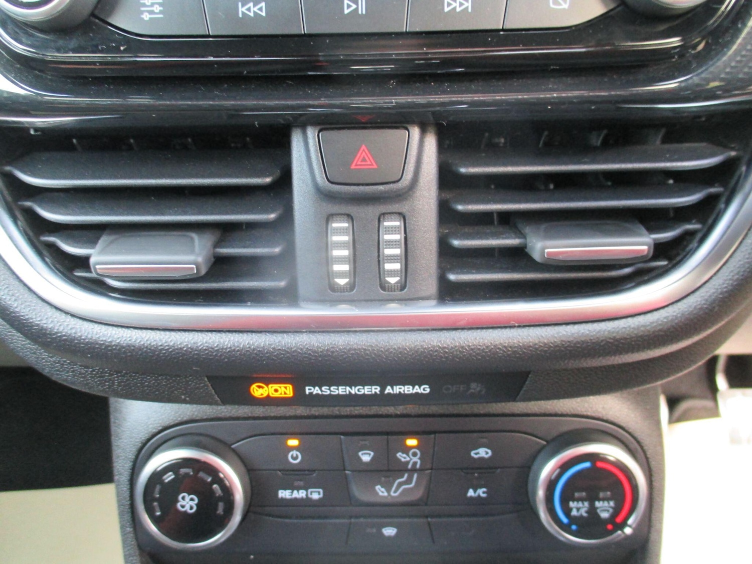 Used Ford Fiesta 2019 for sale - 76612858: Photo 21