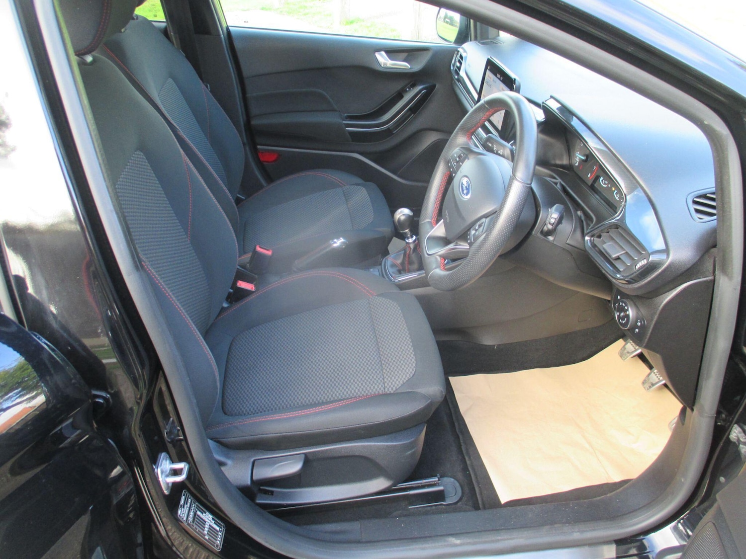 Used Ford Fiesta 2019 for sale - 76612858: Photo 25