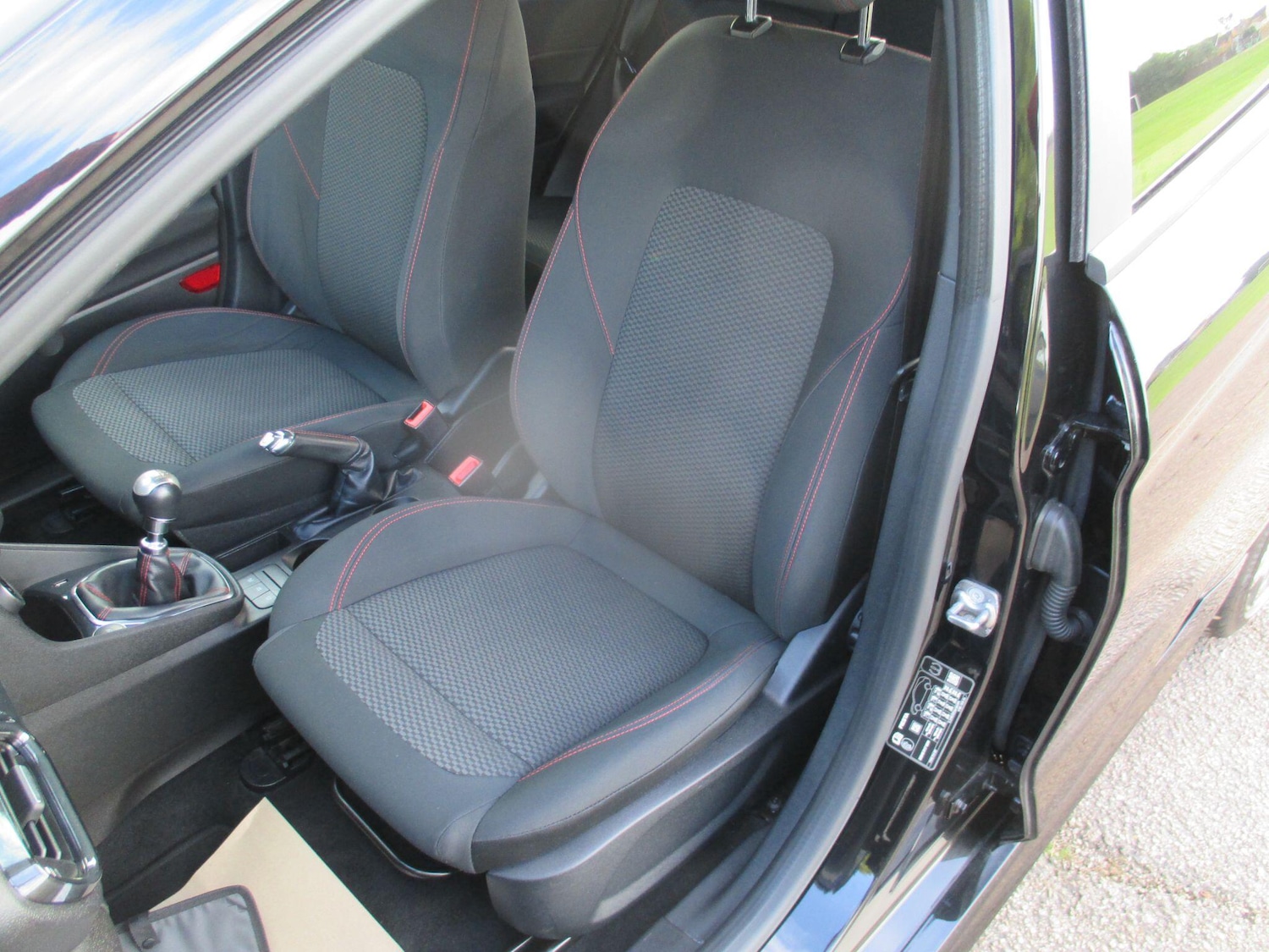 Used Ford Fiesta 2019 for sale - 76612858: Photo 26