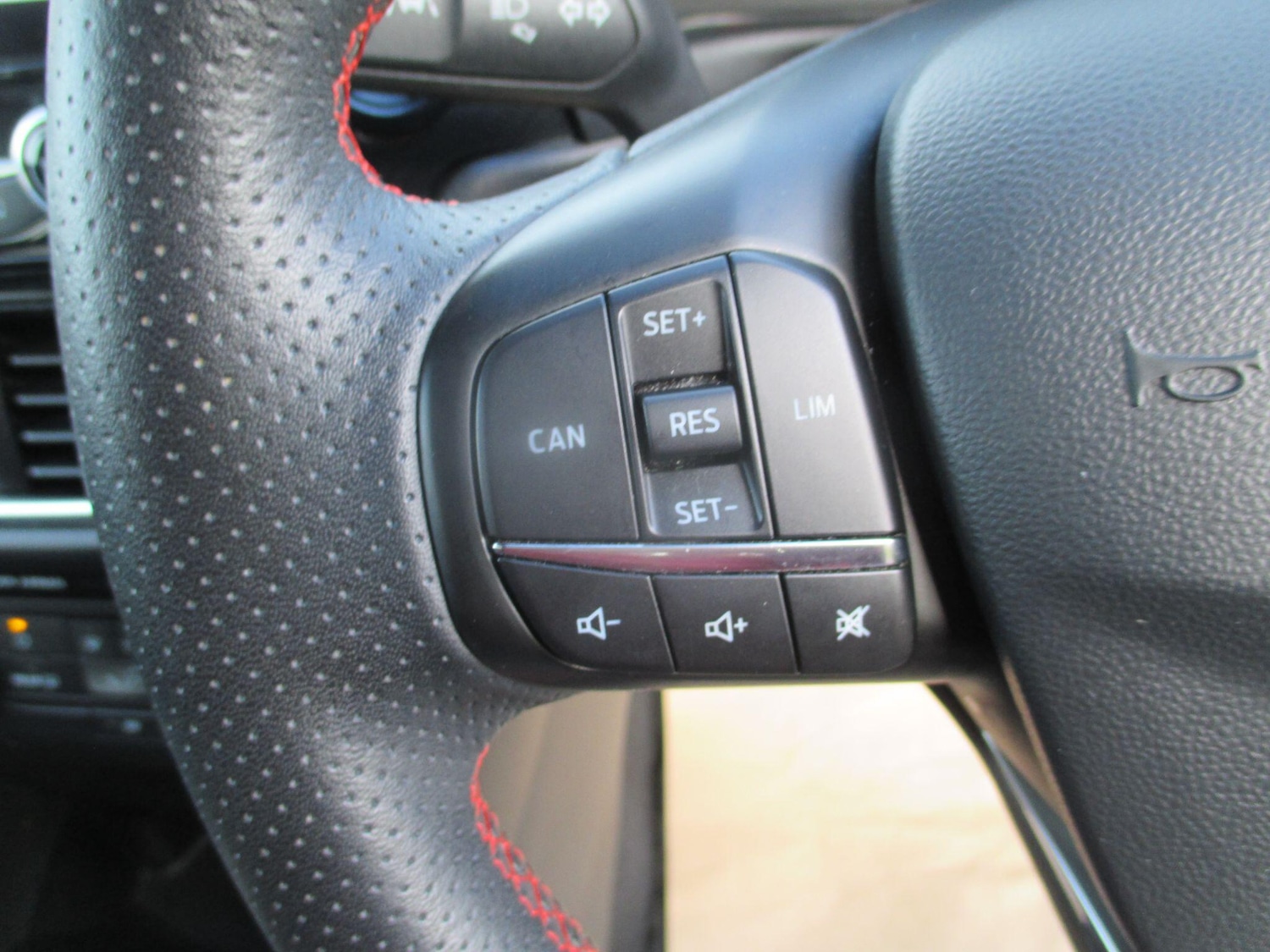 Used Ford Fiesta 2019 for sale - 76612858: Photo 33