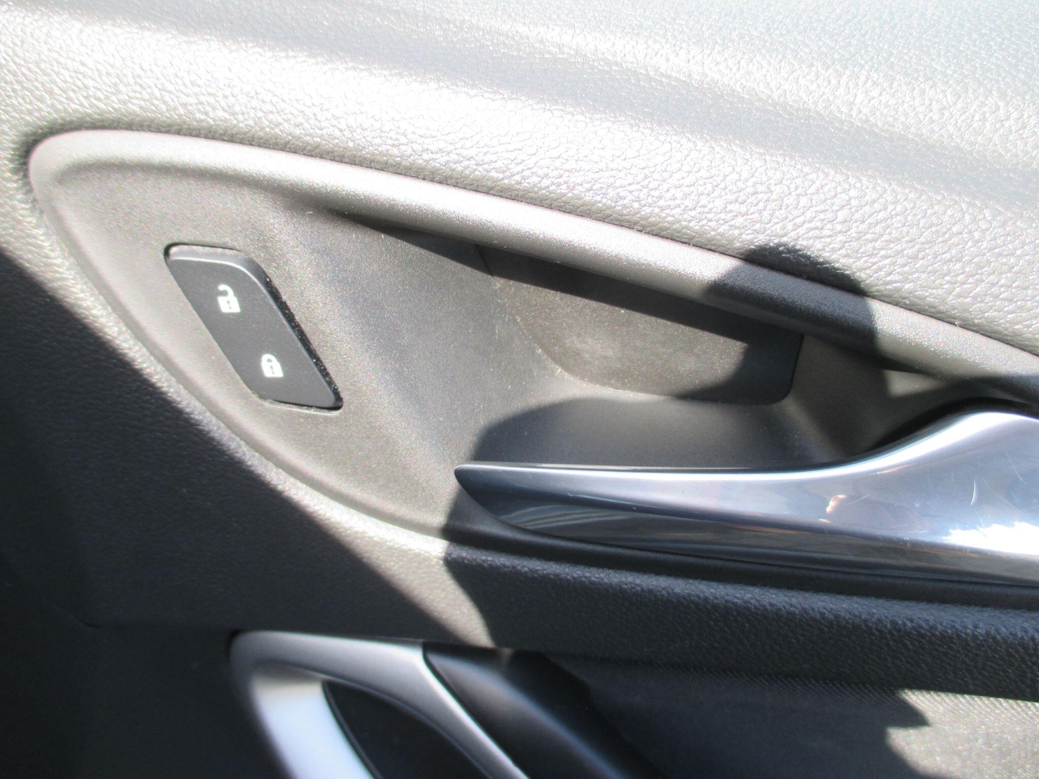 Used Vauxhall Astra 2017 for sale - 78204861: Photo 41