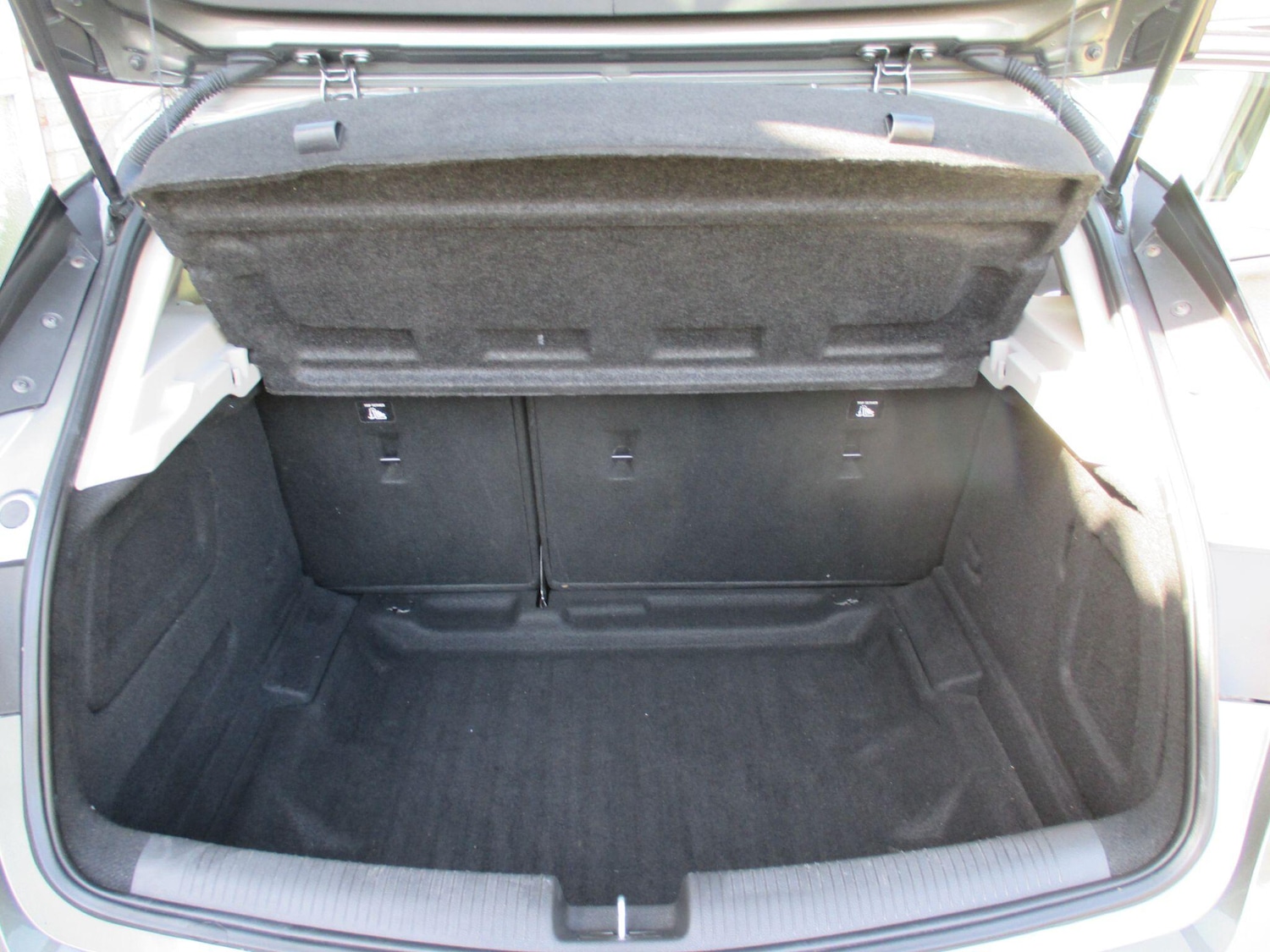 Used Vauxhall Astra 2017 for sale - 78204861: Photo 47