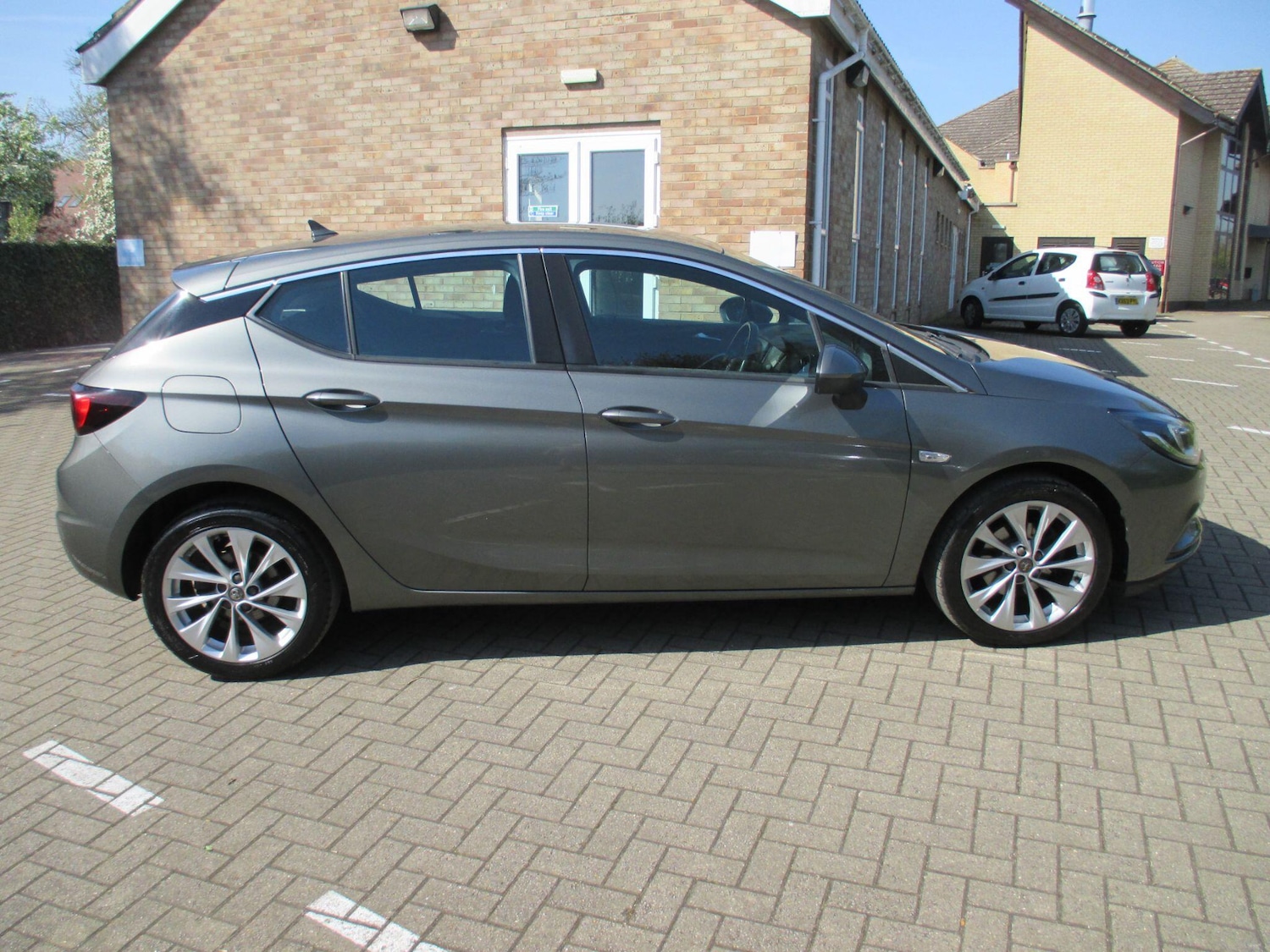 Used Vauxhall Astra 2017 for sale - 78204861: Photo 6