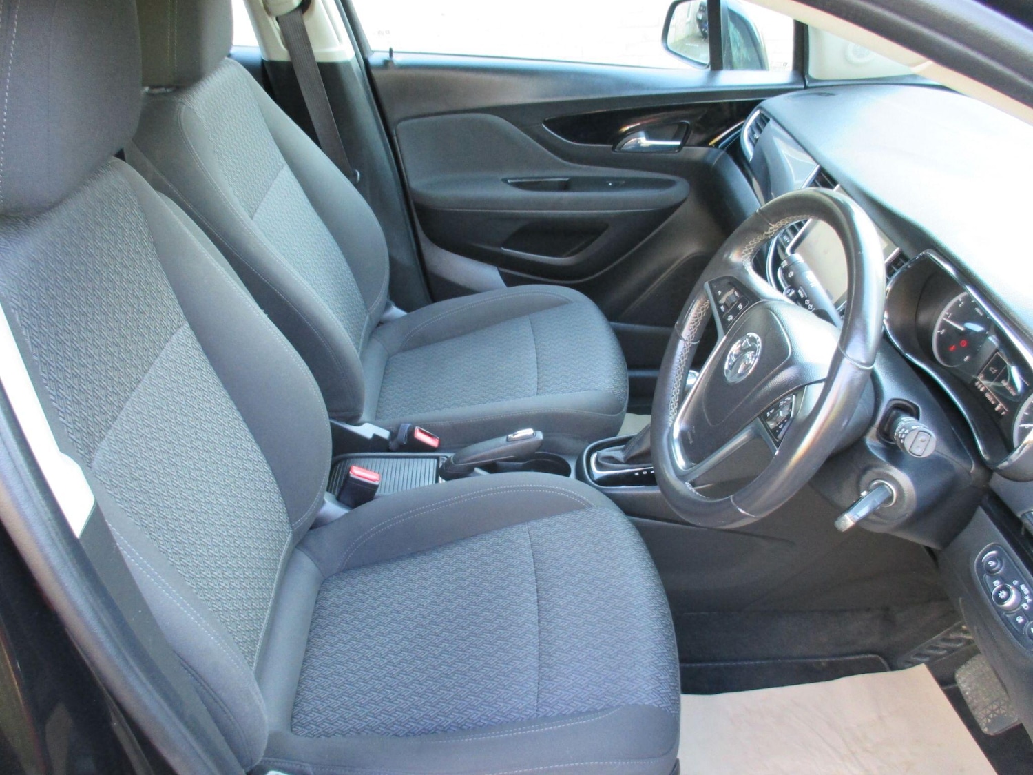 Used Vauxhall Mokka X 2017 for sale - 77737777: Photo 22