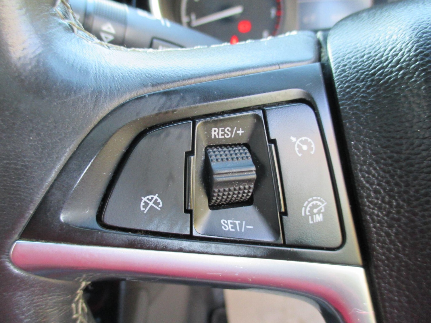 Used Vauxhall Mokka X 2017 for sale - 77737777: Photo 30