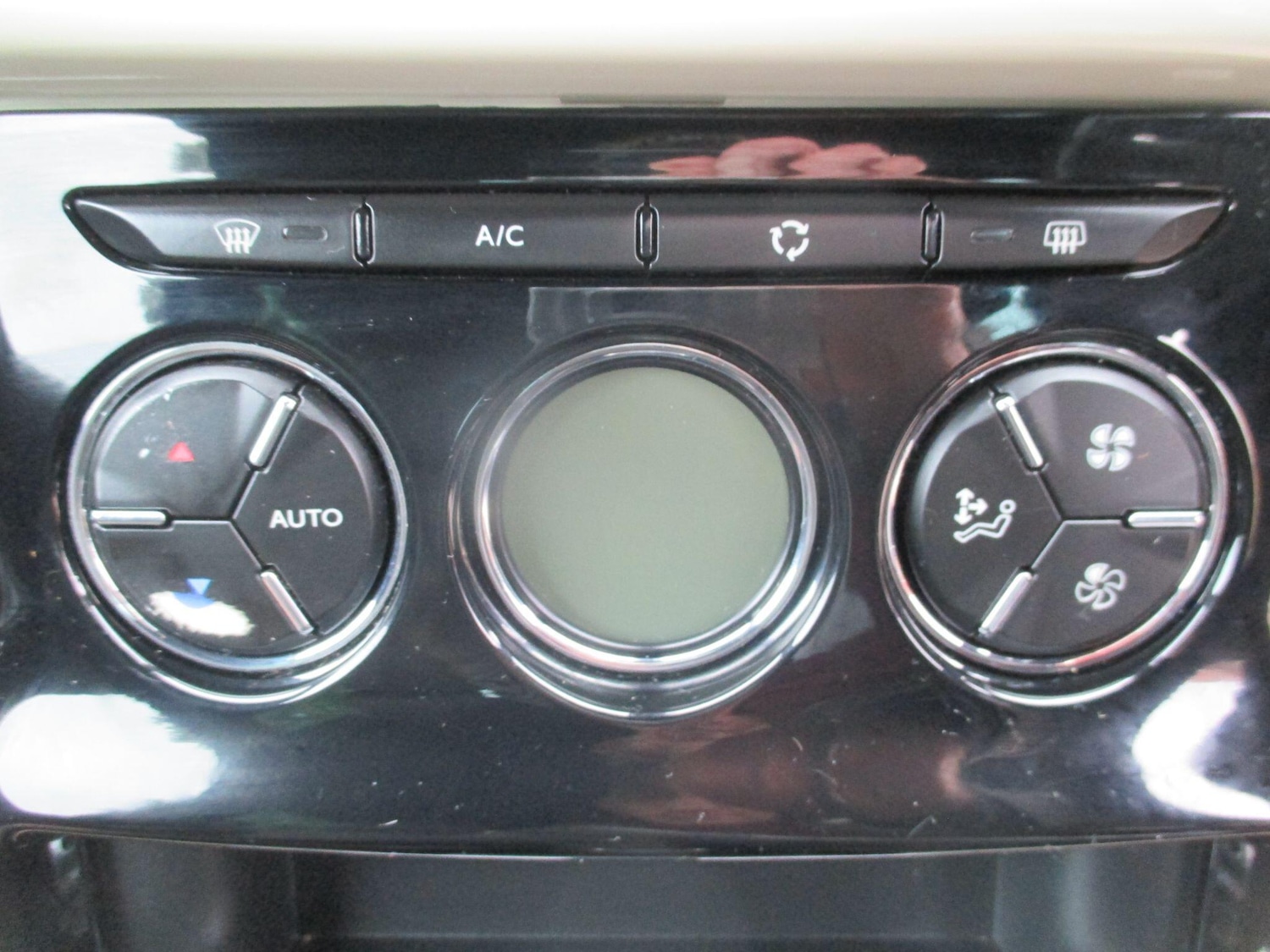 Used DS Automobiles DS 3 2018 for sale - 76995832: Photo 14