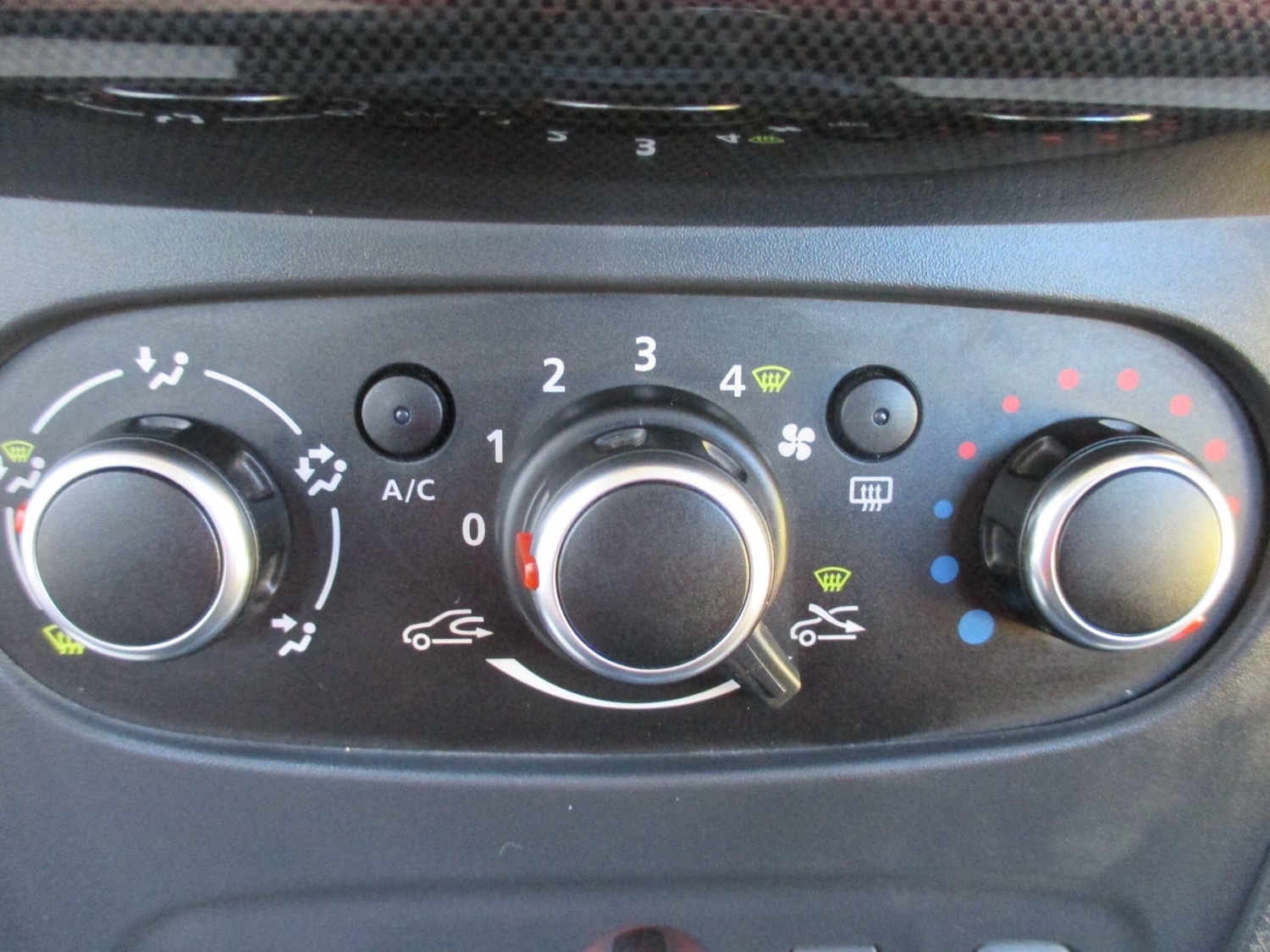 Used Dacia Logan MCV 2017 for sale - 78157709: Photo 21