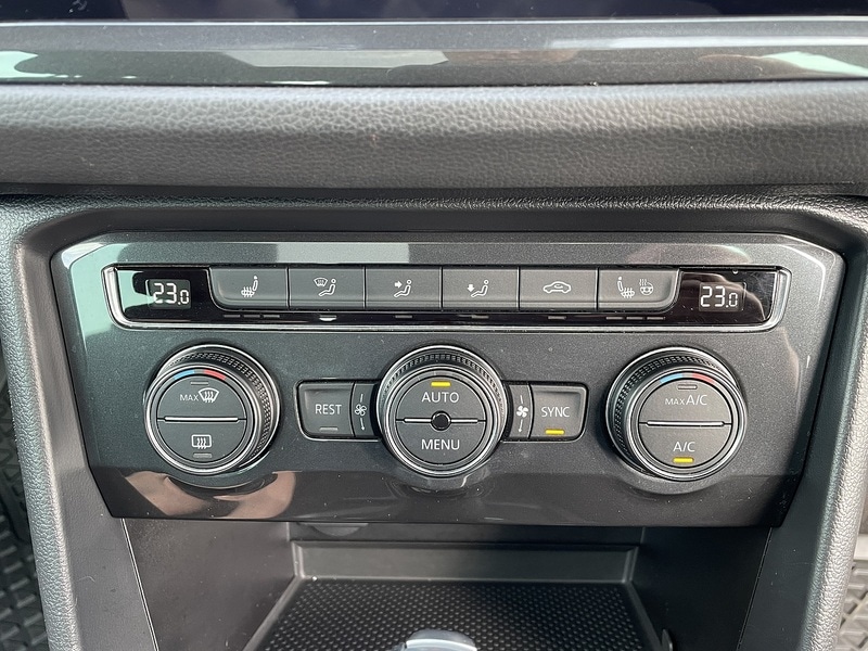 Used Volkswagen Tiguan 2020 for sale - 76565352: Photo 28