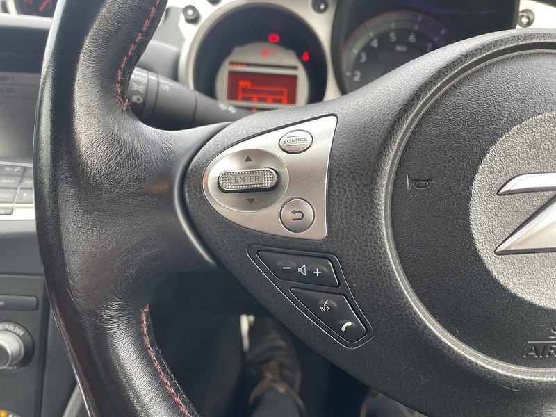 Used Nissan 370 Z 2010 for sale - 76565350: Photo 17