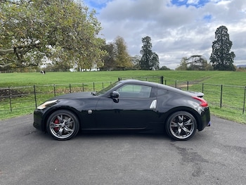 Used Nissan 370 Z 2010 for sale - 76565350: Photo