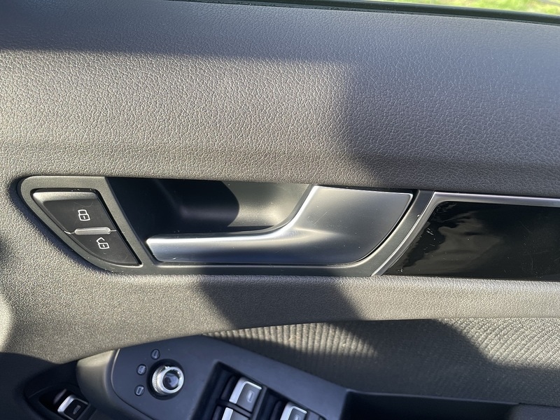 Used Audi A4 2014 for sale - 76565363: Photo 14