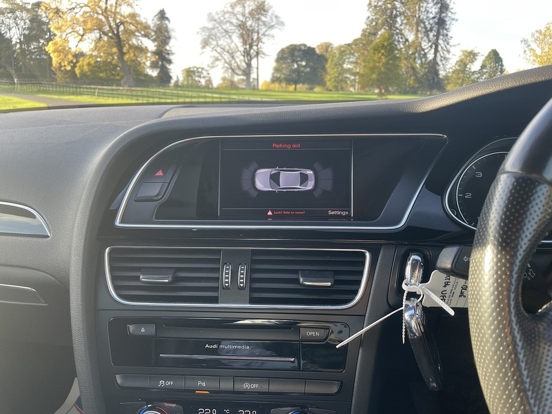 Used Audi A4 2014 for sale - 76565363: Photo 24