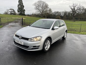 Used Volkswagen Golf 2015 for sale - 77188960: Photo
