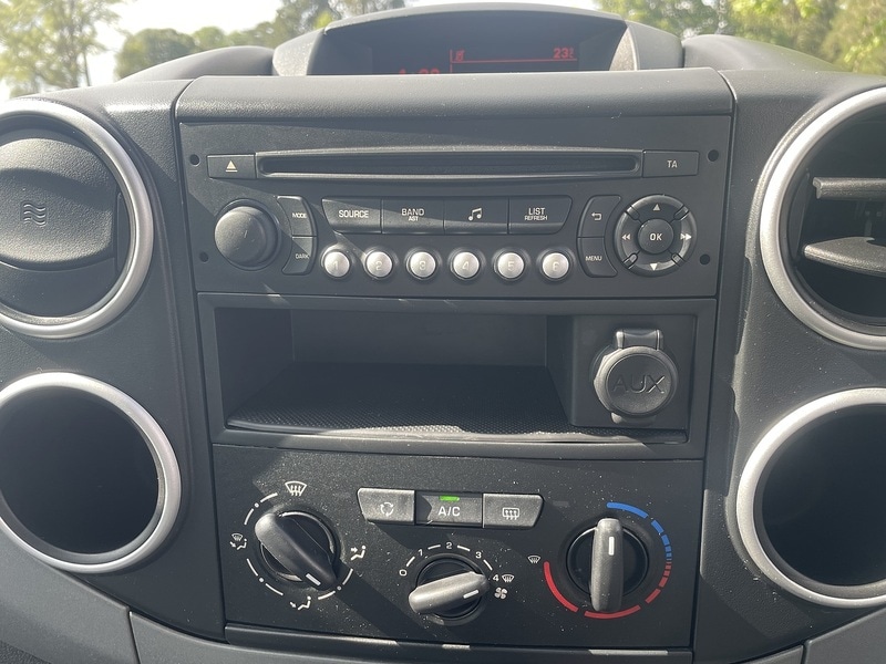 Used Peugeot Partner Tepee 2016 for sale - 76565365: Photo 19