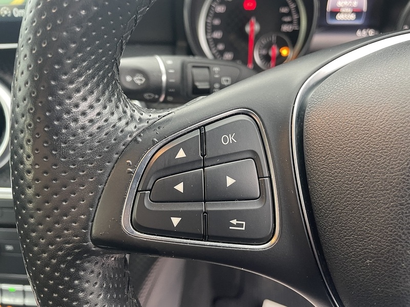 Used Mercedes-Benz A-Class 2015 for sale - 76618251: Photo 16