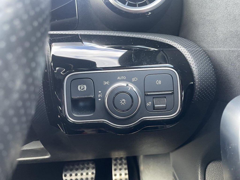 Used Mercedes-Benz A-Class 2019 for sale - 77945357: Photo 12