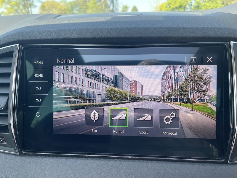 Used Skoda Karoq 2018 for sale - 76565371: Photo 28