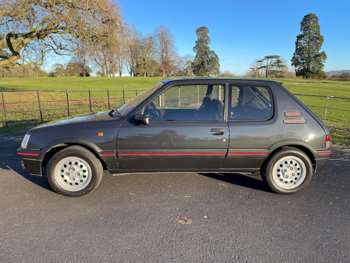 Used Peugeot 205 1990 for sale - 75057094: Photo