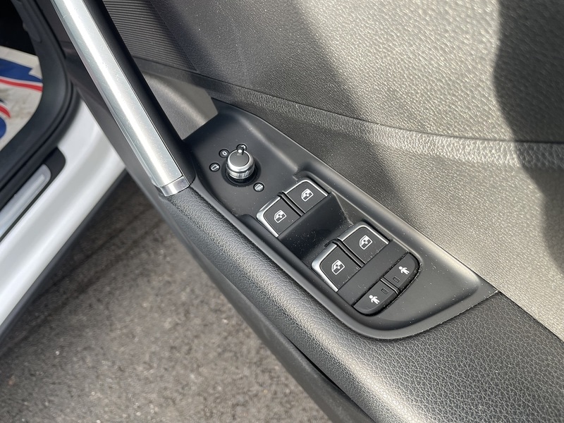 Used Audi Q2 2017 for sale - 76740816: Photo 11