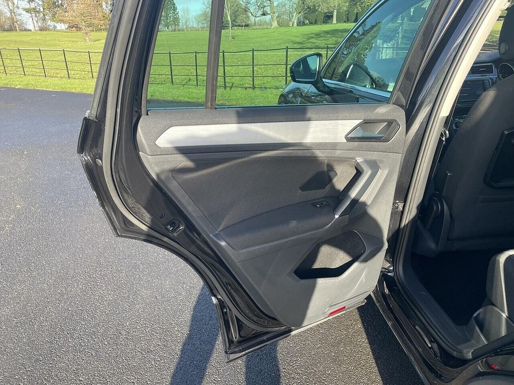 Used Volkswagen Tiguan 2016 for sale - 77945367: Photo 37