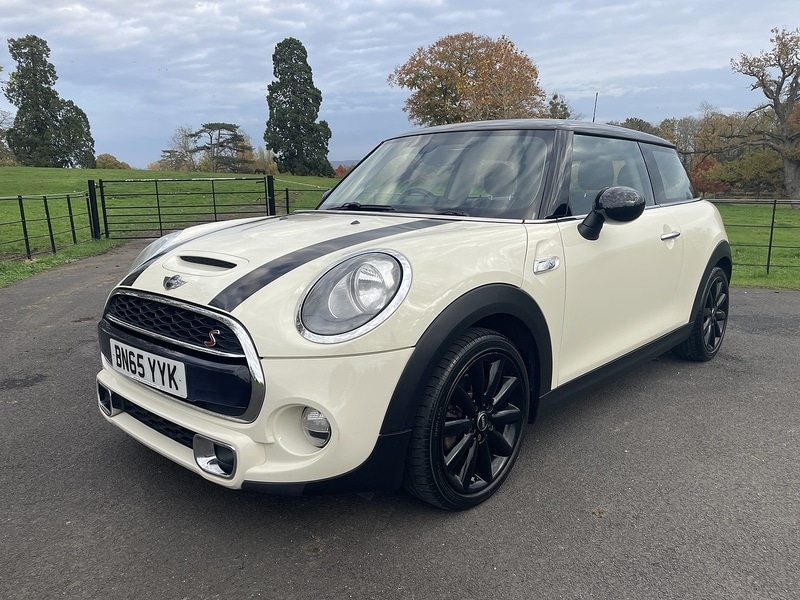 Used MINI Hatch 2015 for sale - 76565356: Photo 1