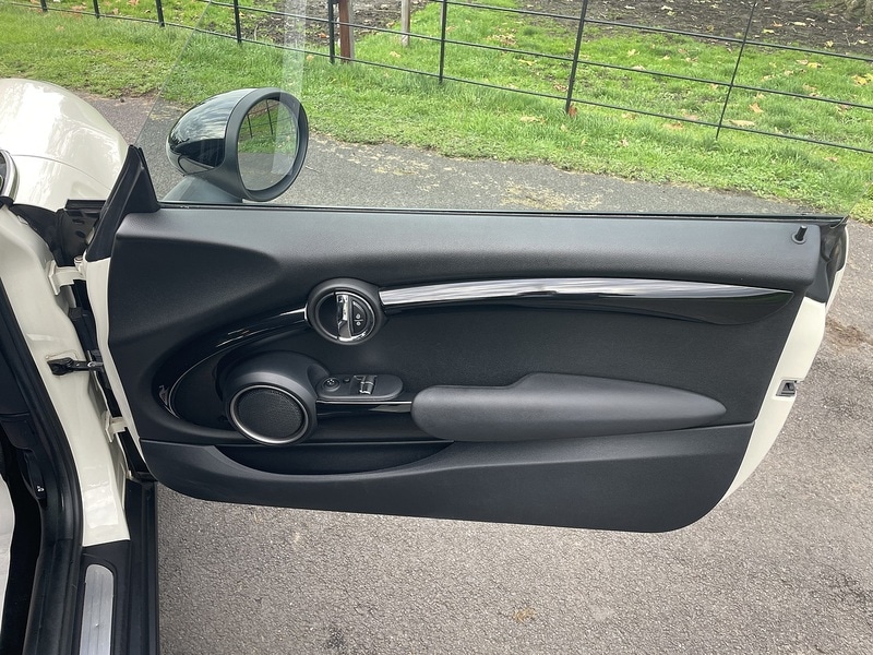 Used MINI Hatch 2015 for sale - 76565356: Photo 10