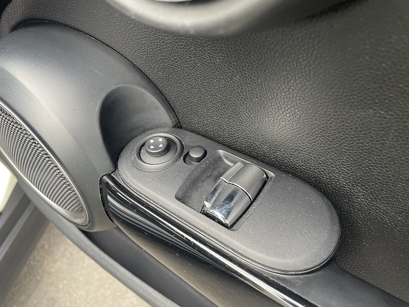 Used MINI Hatch 2015 for sale - 76565356: Photo 11