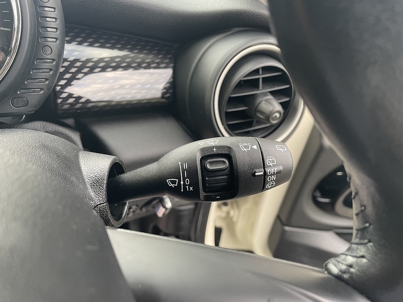 Used MINI Hatch 2015 for sale - 76565356: Photo 17