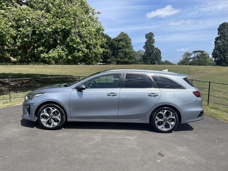 Used Kia Ceed 2020 for sale - 76565359: Photo 2