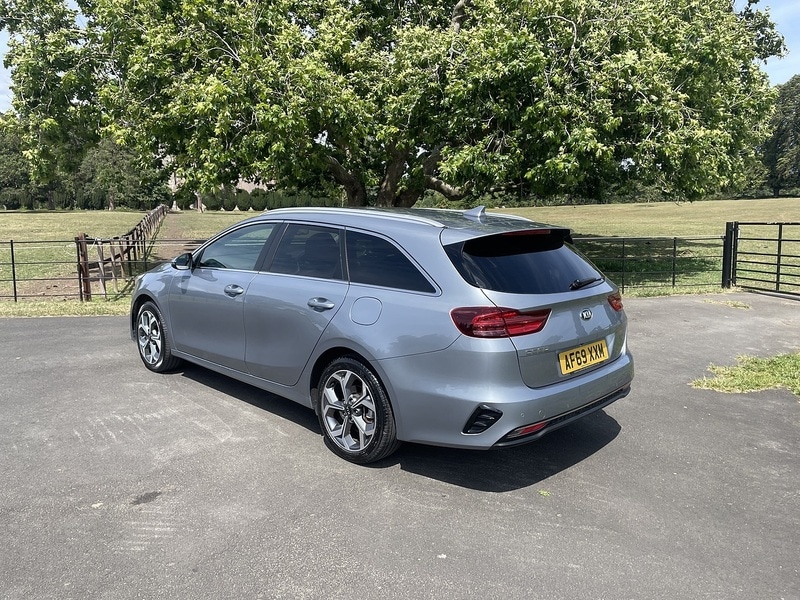 Used Kia Ceed 2020 for sale - 76565359: Photo 3