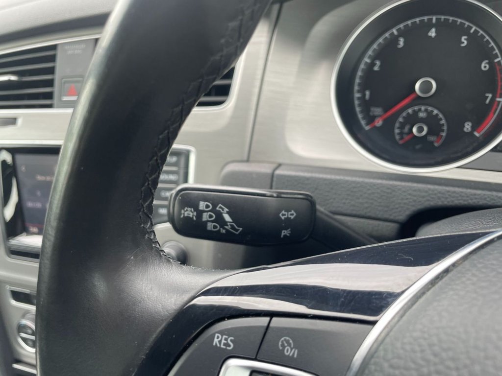 Used Volkswagen Golf 2014 for sale - 78181156: Photo 21