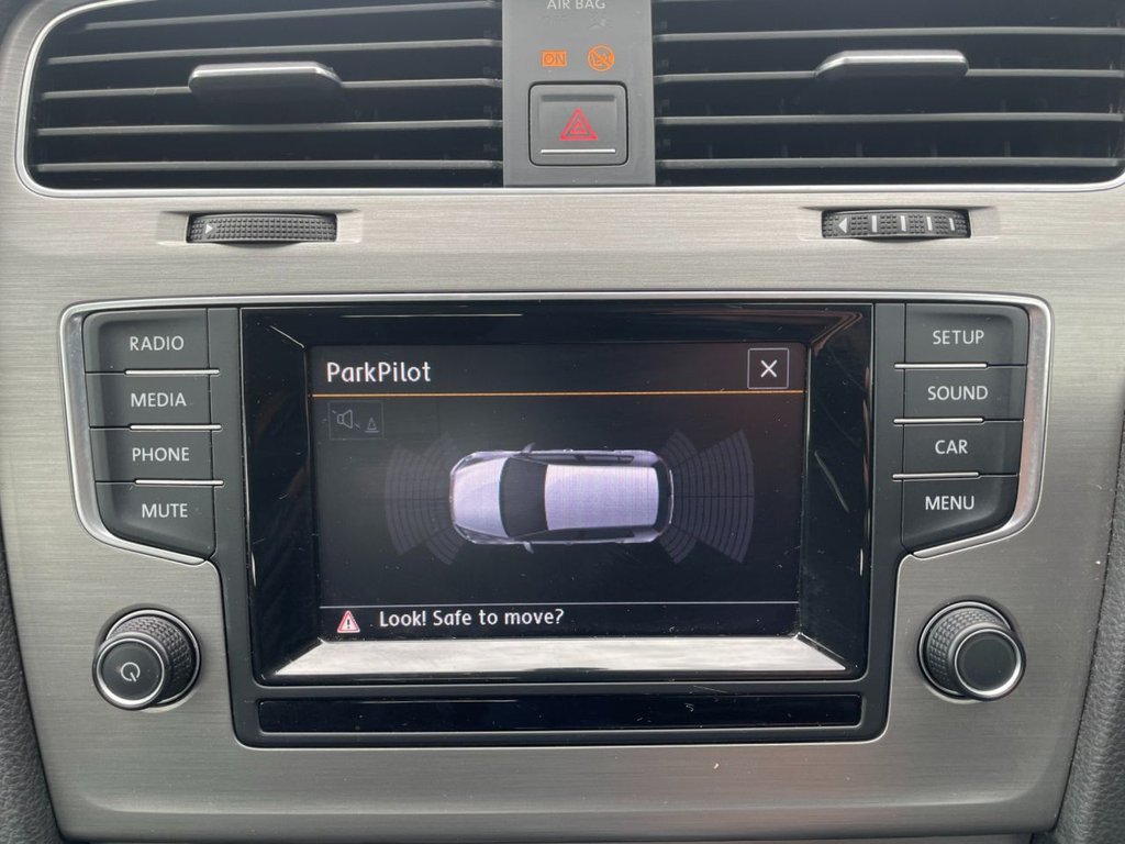 Used Volkswagen Golf 2014 for sale - 78181156: Photo 23