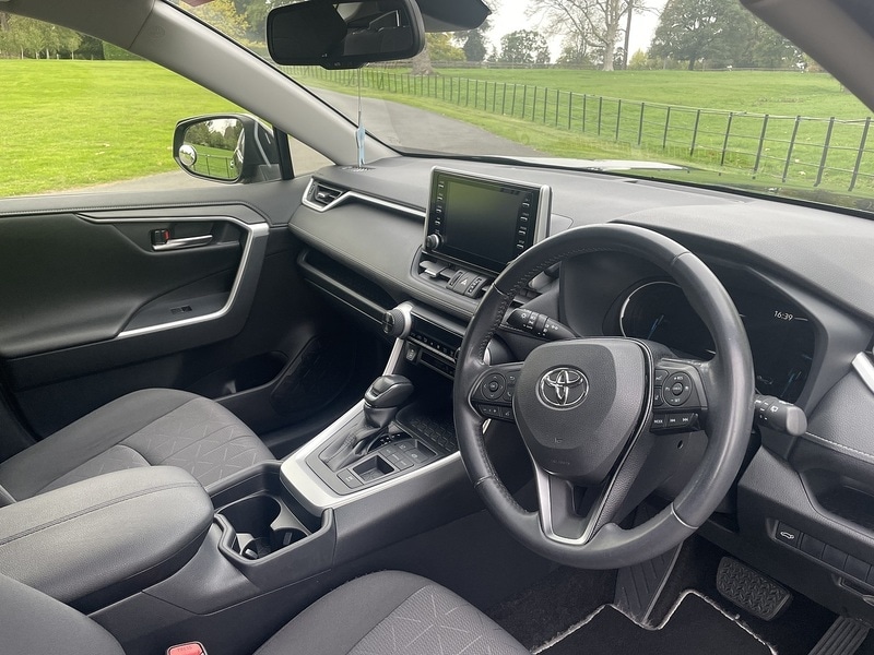 Used Toyota RAV4 2019 for sale - 76565385: Photo 13