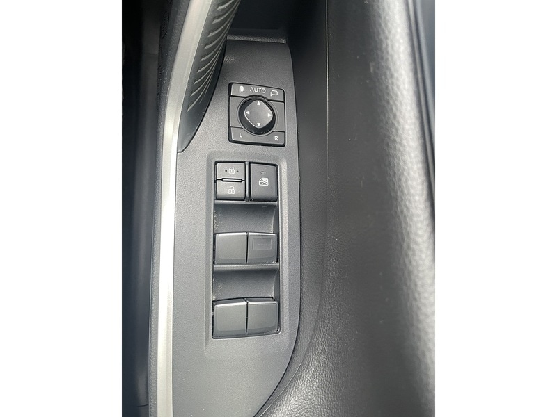 Used Toyota RAV4 2019 for sale - 76565385: Photo 14