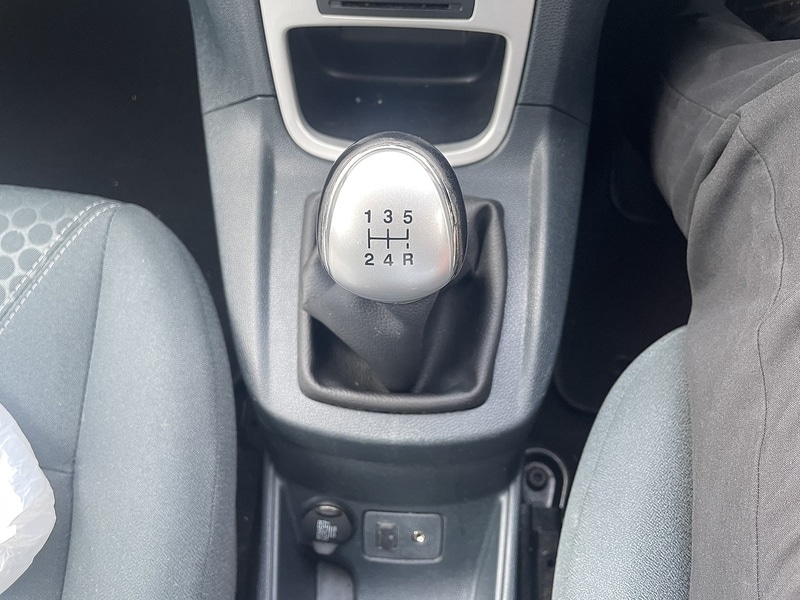 Used Ford Fiesta 2011 for sale - 76565386: Photo 18