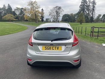 Used Ford Fiesta 2011 for sale - 76565386: Photo