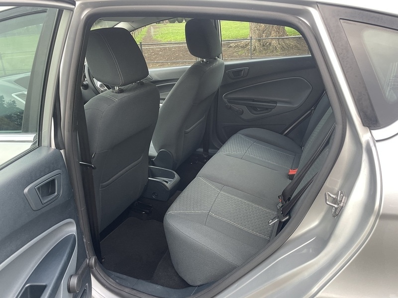 Used Ford Fiesta 2011 for sale - 76565386: Photo 6