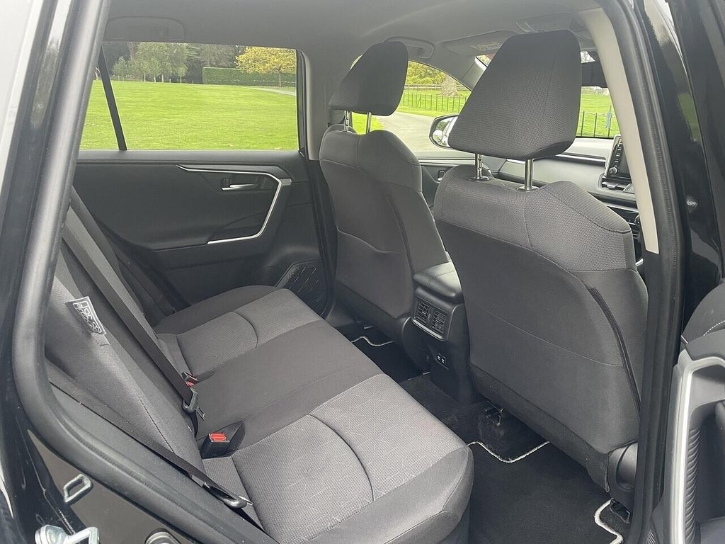 Used Toyota RAV4 2019 for sale - 77945372: Photo 12