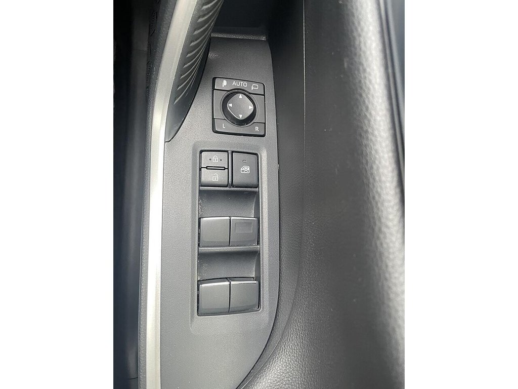 Used Toyota RAV4 2019 for sale - 77945372: Photo 14