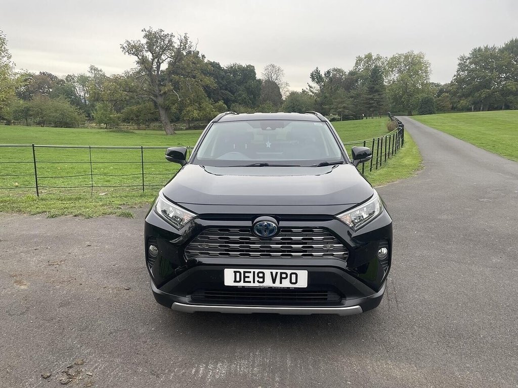 Used Toyota RAV4 2019 for sale - 77945372: Photo 8