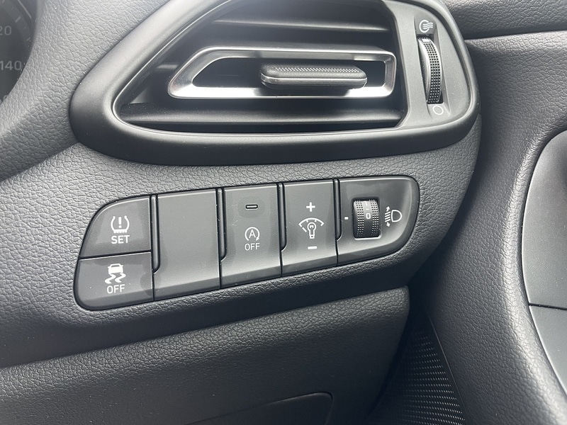 Used Hyundai i30 2023 for sale - 77677081: Photo 15