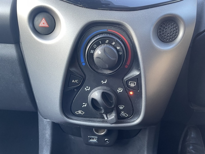 Used Toyota AYGO 2021 for sale - 77655767: Photo 15