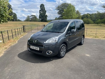 Used Peugeot Partner Tepee 2015 for sale - 79422129: Photo