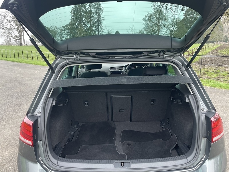 Used Volkswagen Golf 2020 for sale - 77803206: Photo 11